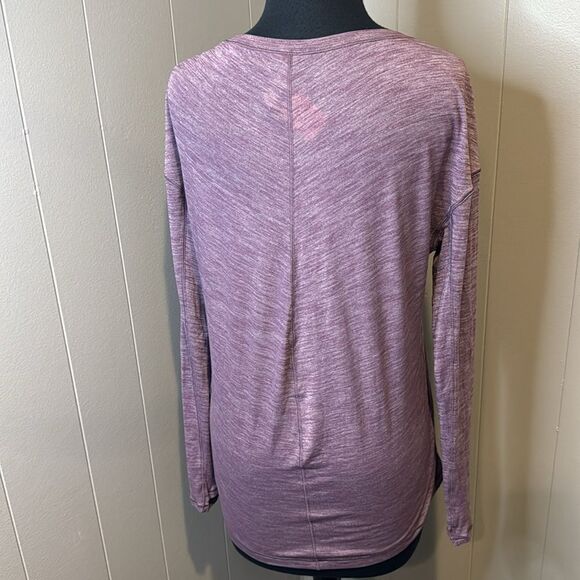 Lululemon heathered foxglove Meant To Move scoop neck lightweight tee. Size 6. - Picture 6 of 10